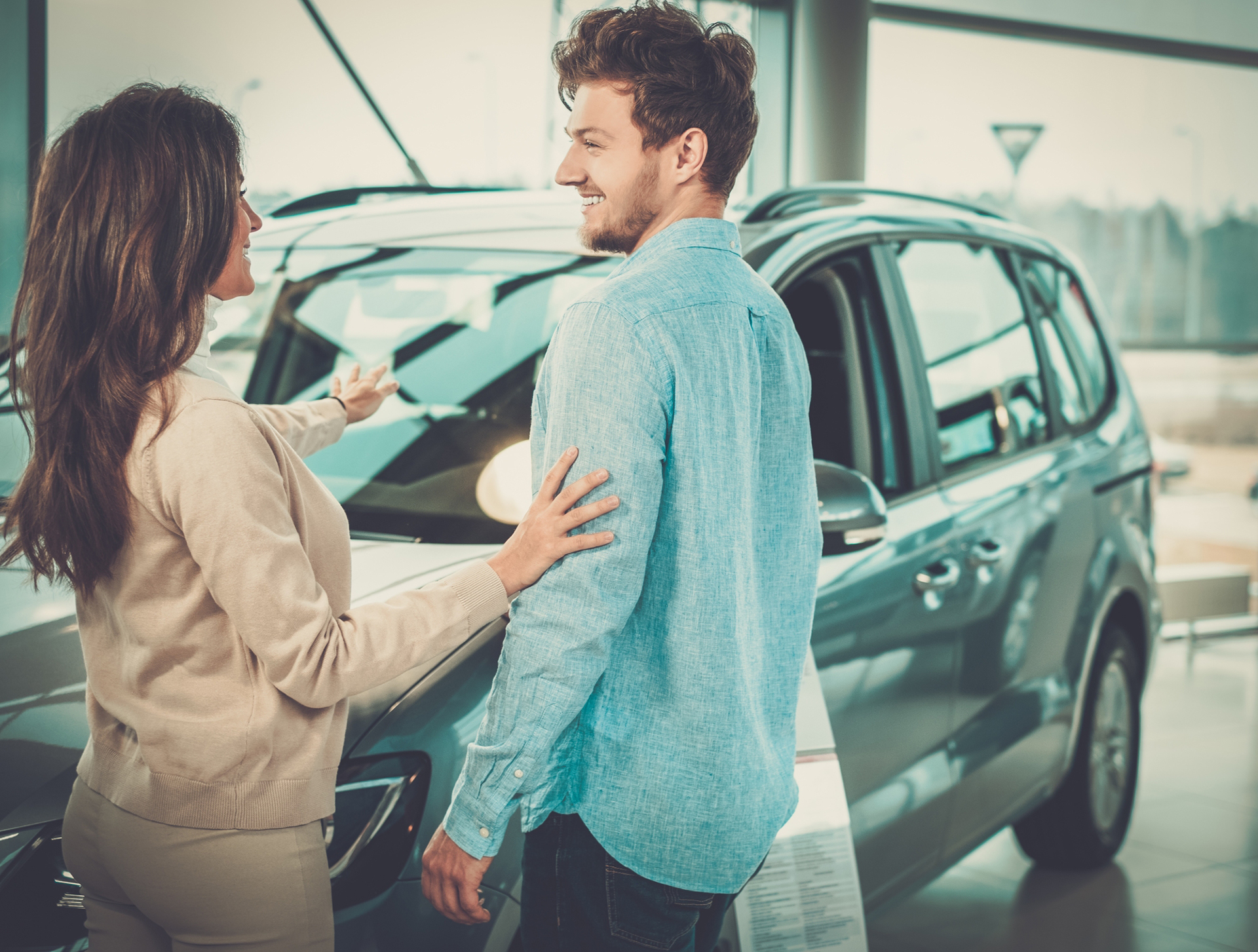 guy purchasing a car